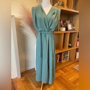 Zara green v neck dress